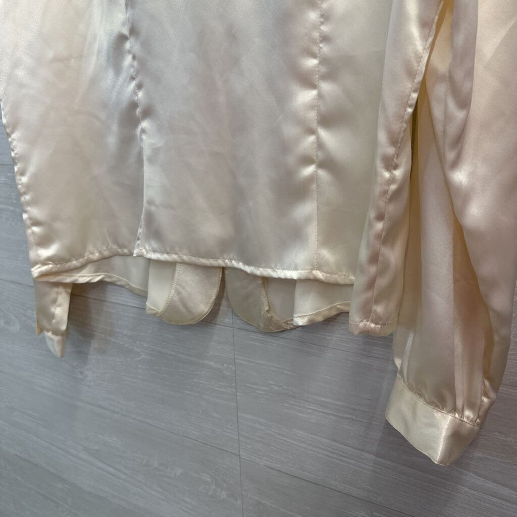 Vintage Impressions Cream Silky Long Sleeve Button Front Top 18