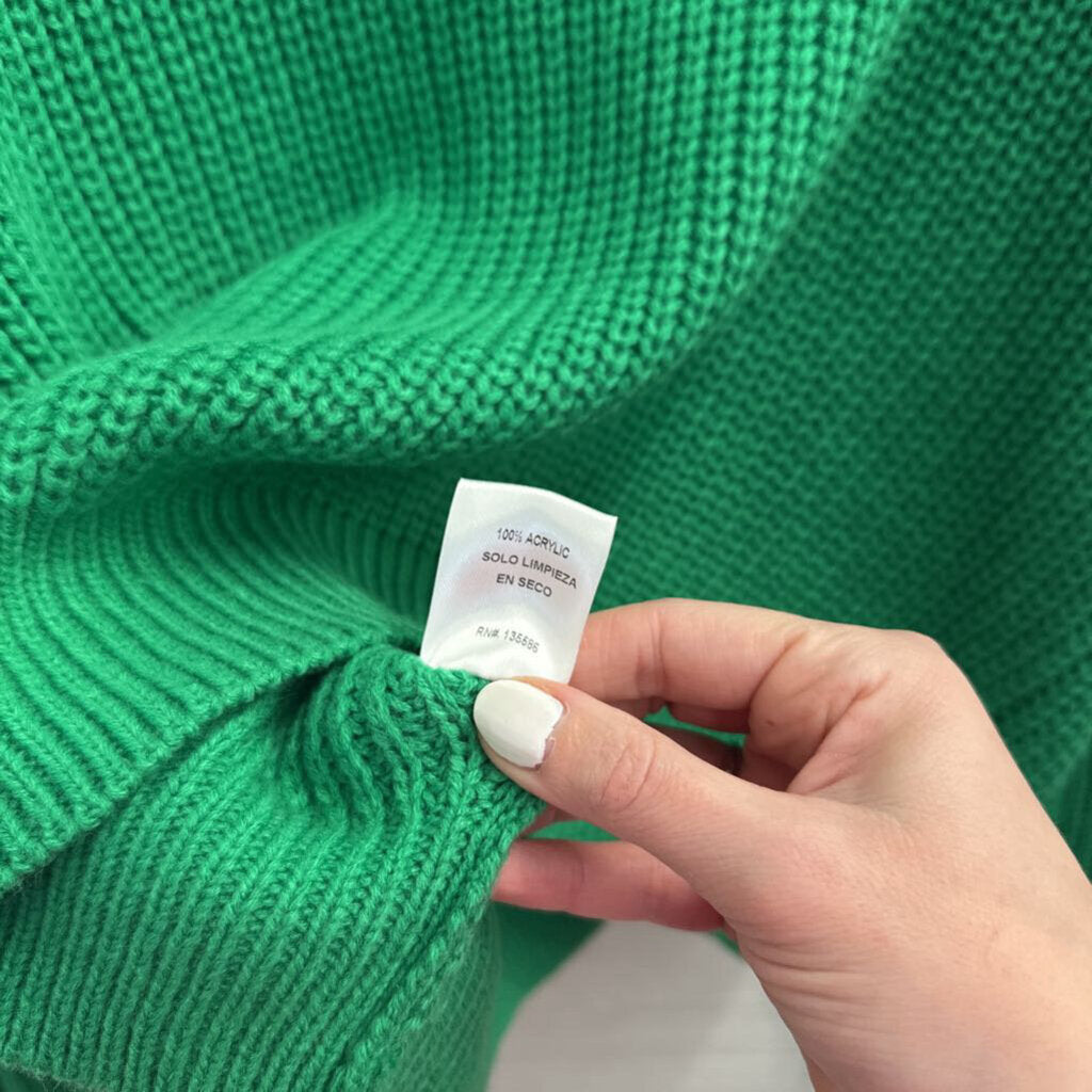 Vestique Green Knit Collared Long Sleeve Sweater Medium