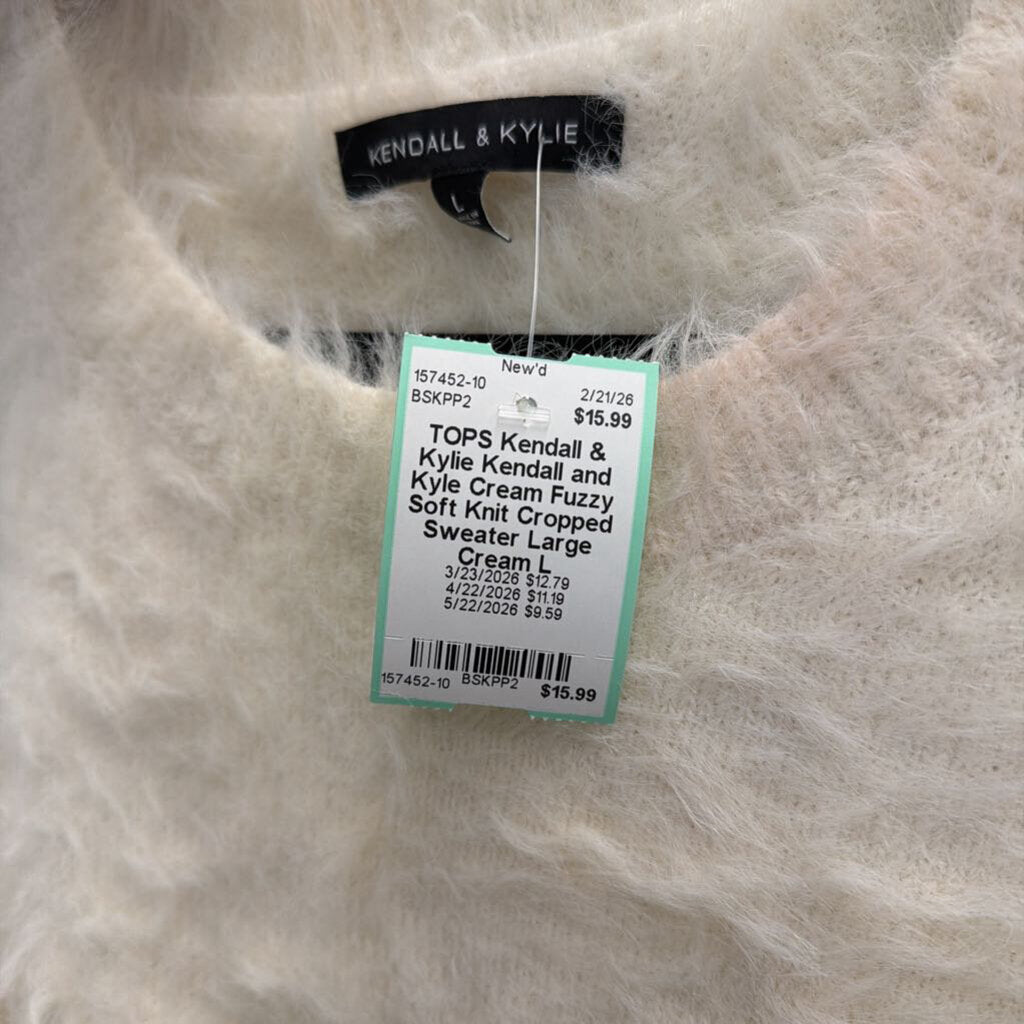 Kendall and Kyle Cream Fuzzy Soft Knit Cropped Sweater Large