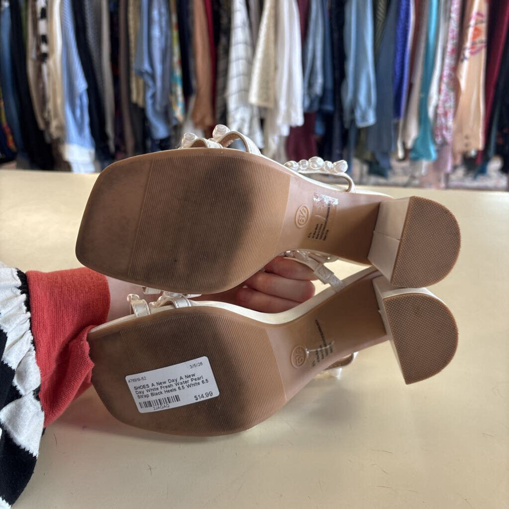 A New Day White Fresh Water Pearl Strap Black Heels 6.5