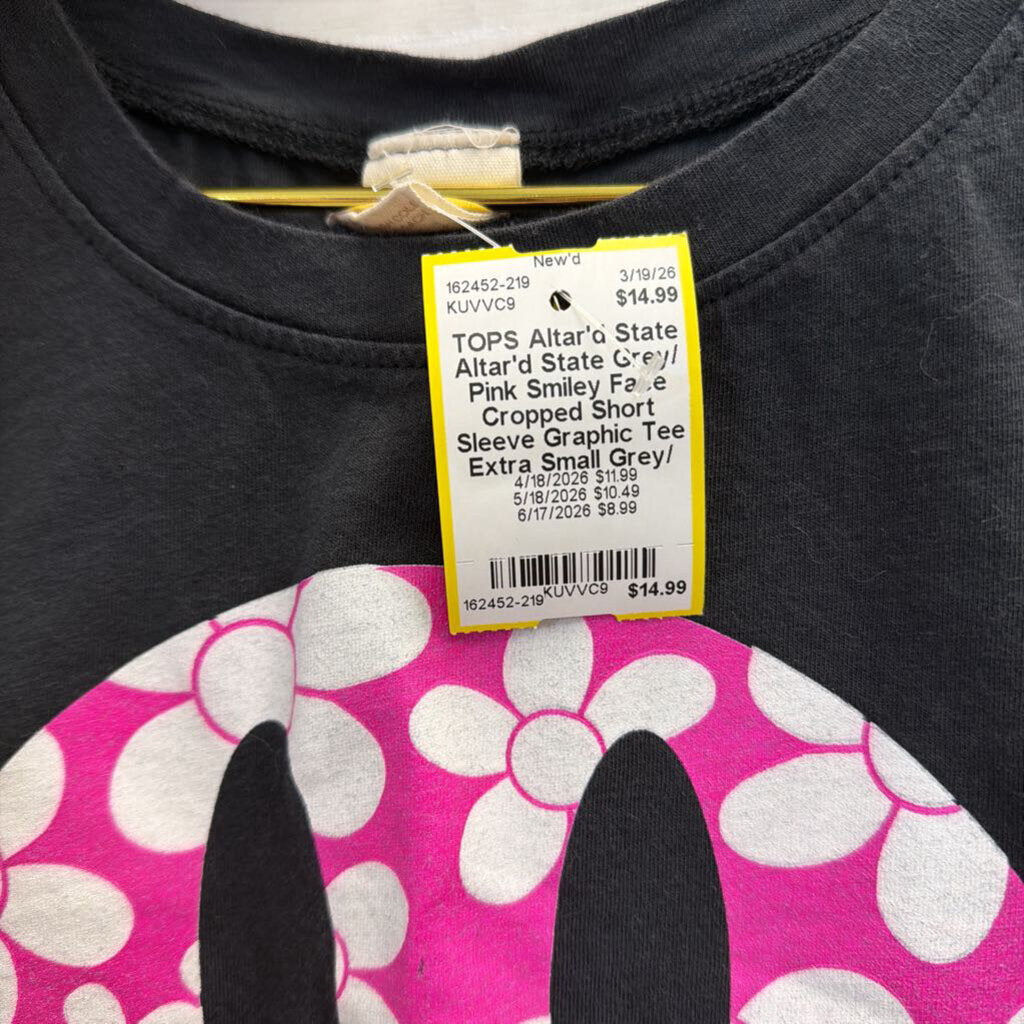 Altar'd State Grey/ Pink Smiley Face Cropped Short Sleeve Graphic Tee Extra Small