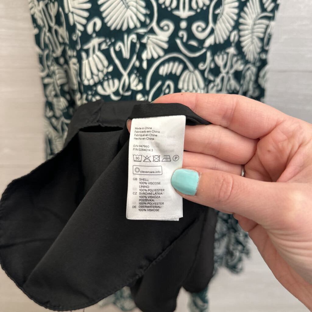 Green/ White Print Sleeveless Dress 6