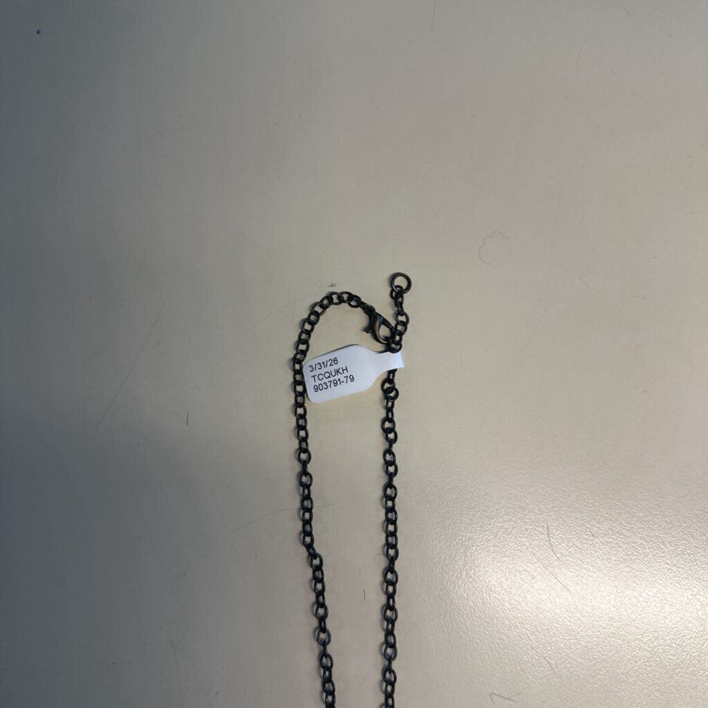 Black Metal Rhinestone Pendant Necklace