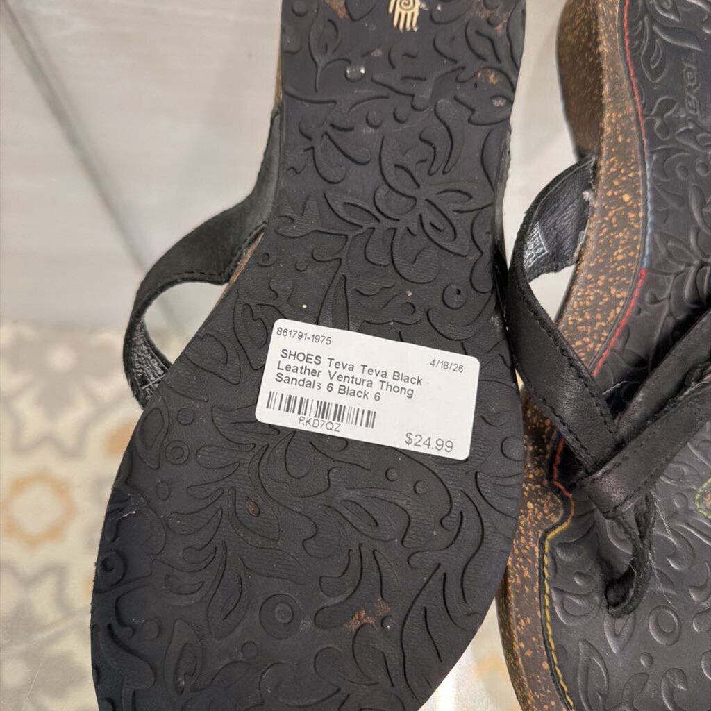 Teva Black Leather Ventura Thong Sandals 6