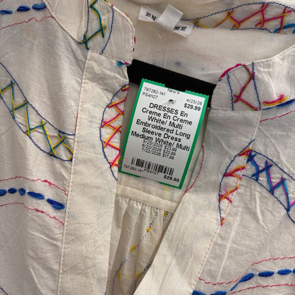 En Creme White/ Multi Embroidered Long Sleeve Dress Medium