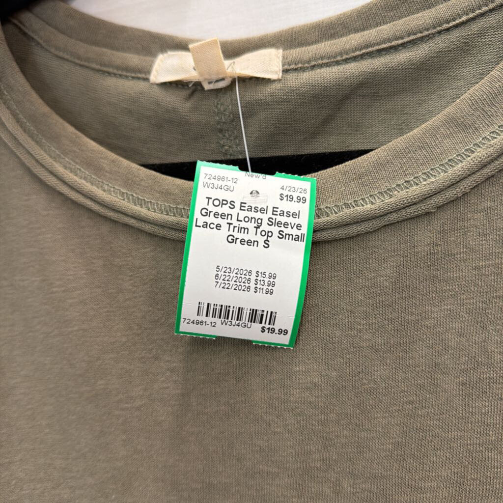 Easel Green Long Sleeve Lace Trim Top Small