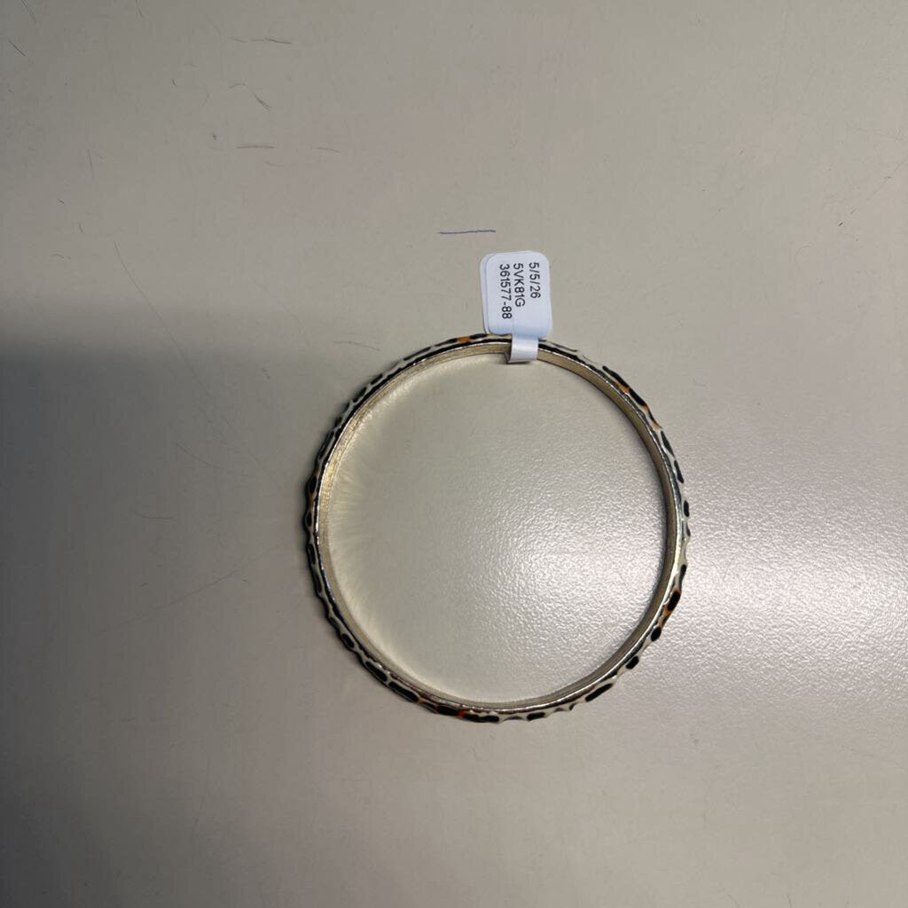 Gold Toned Giraffe Bangle