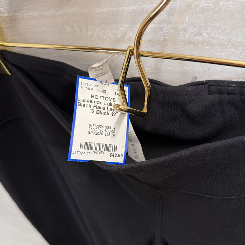 Lululemon Black Flare Leggings 12