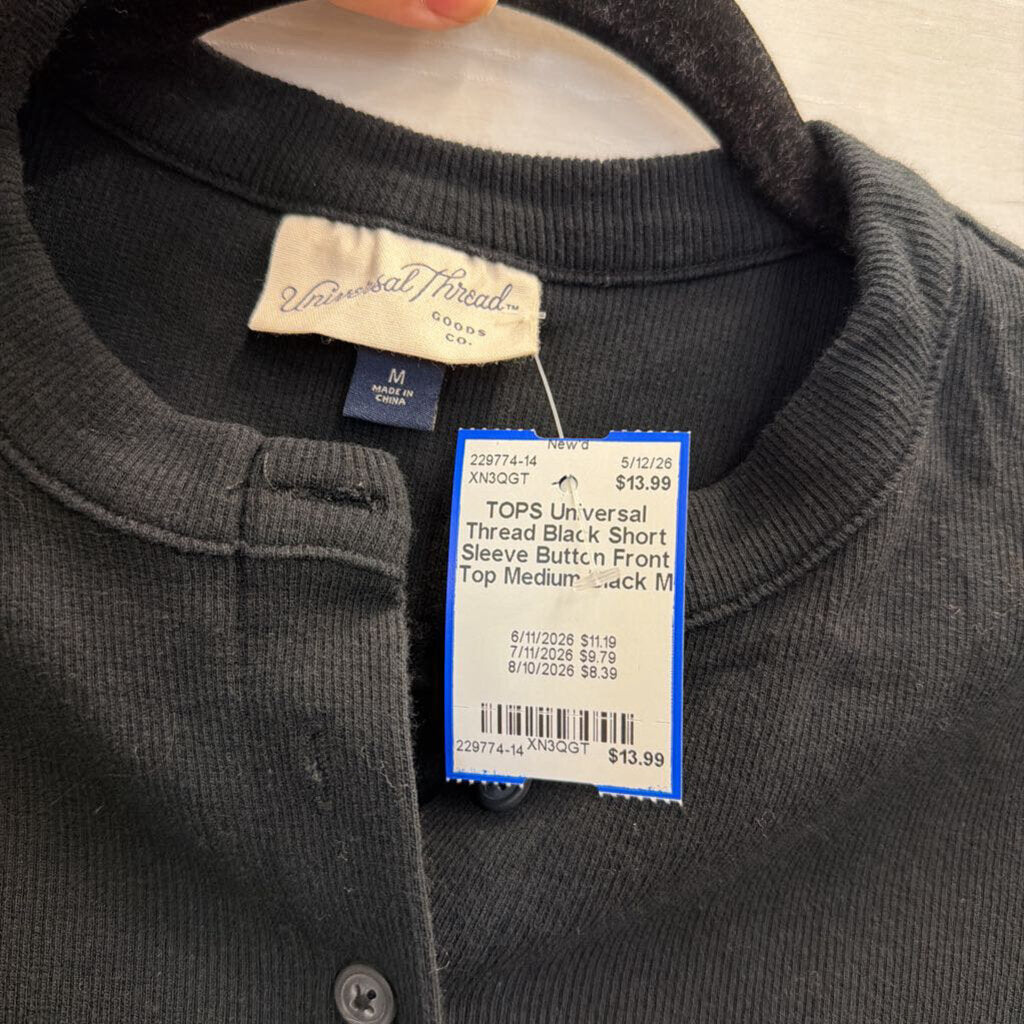 Black Short Sleeve Button Front Top Medium