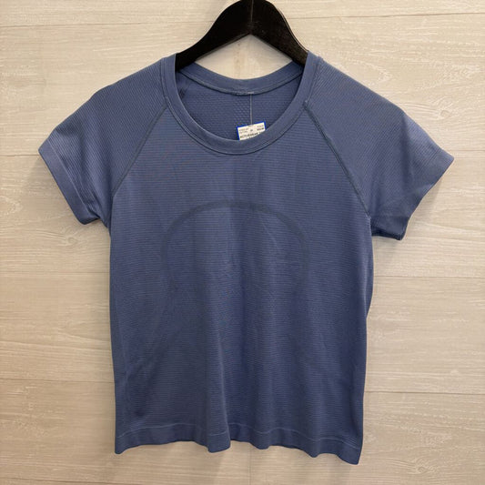 Lululemon Blue Short Sleeve Athletic Top Medium
