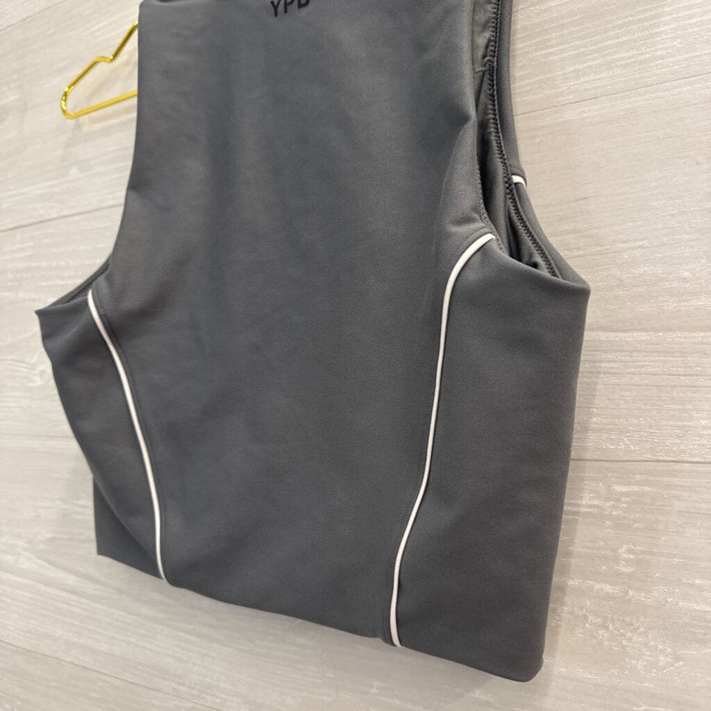 YPB Grey/ White Detail Cropped Athletic Tank Top Medium