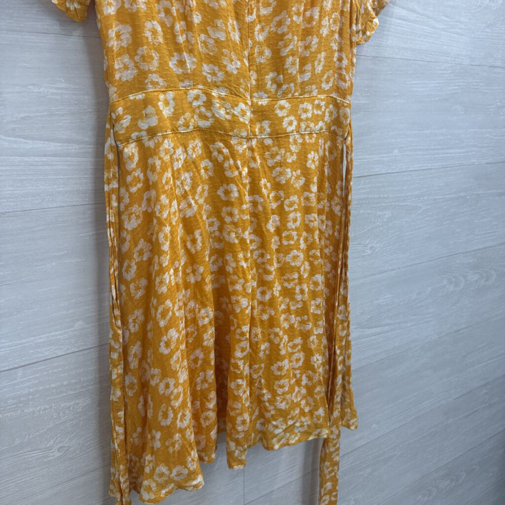 Lulus Yellow/ White Floral Print Short Sleeve Dress Medium