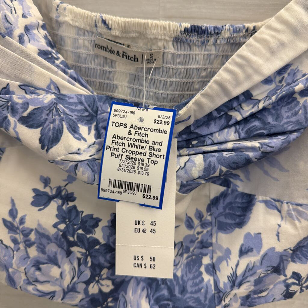 Abercrombie and Fitch White/ Blue Print Cropped Short Puff Sleeve Top Small