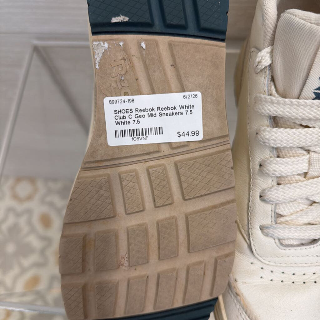 Reebok White Club C Geo Mid Sneakers 7.5