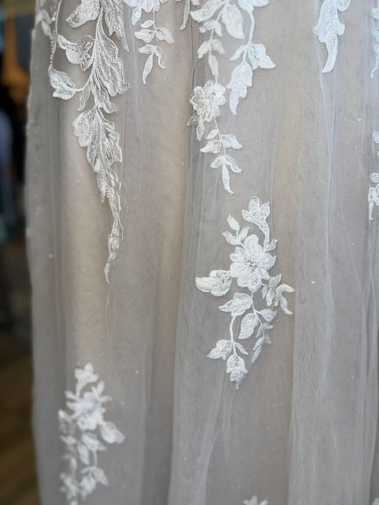 Glitter Tulle Lace Applique Wedding Dress 24