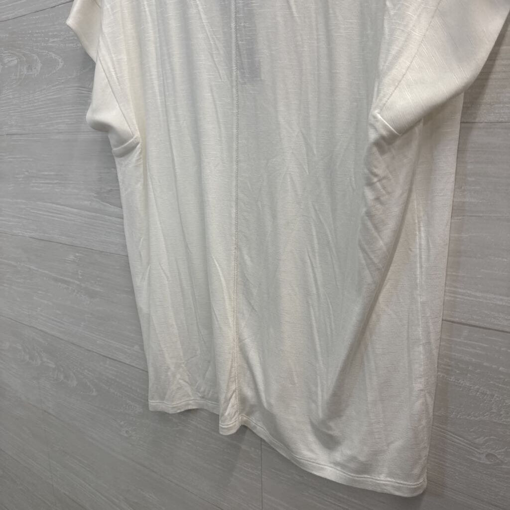 White House Black Market V-Neck T-Shirt Medium