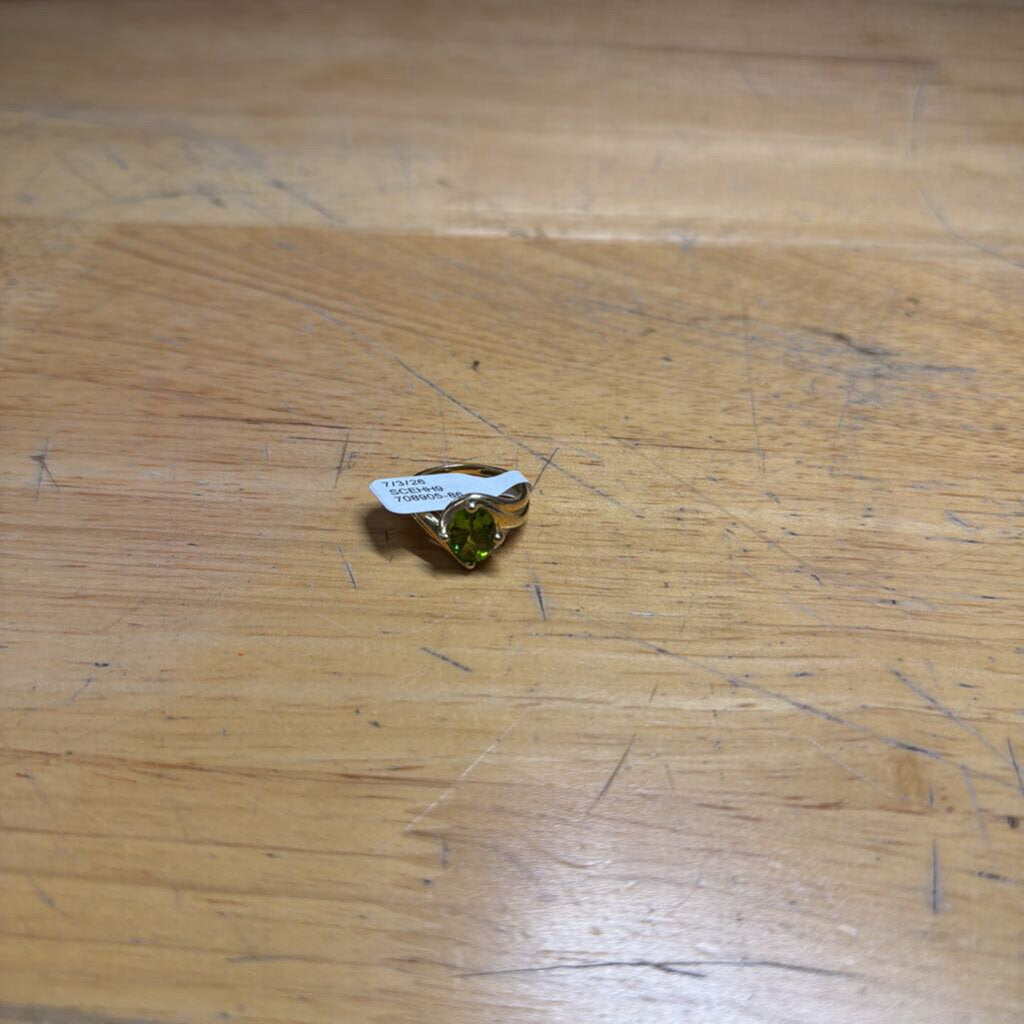 Gold/ Green Stone Ring
