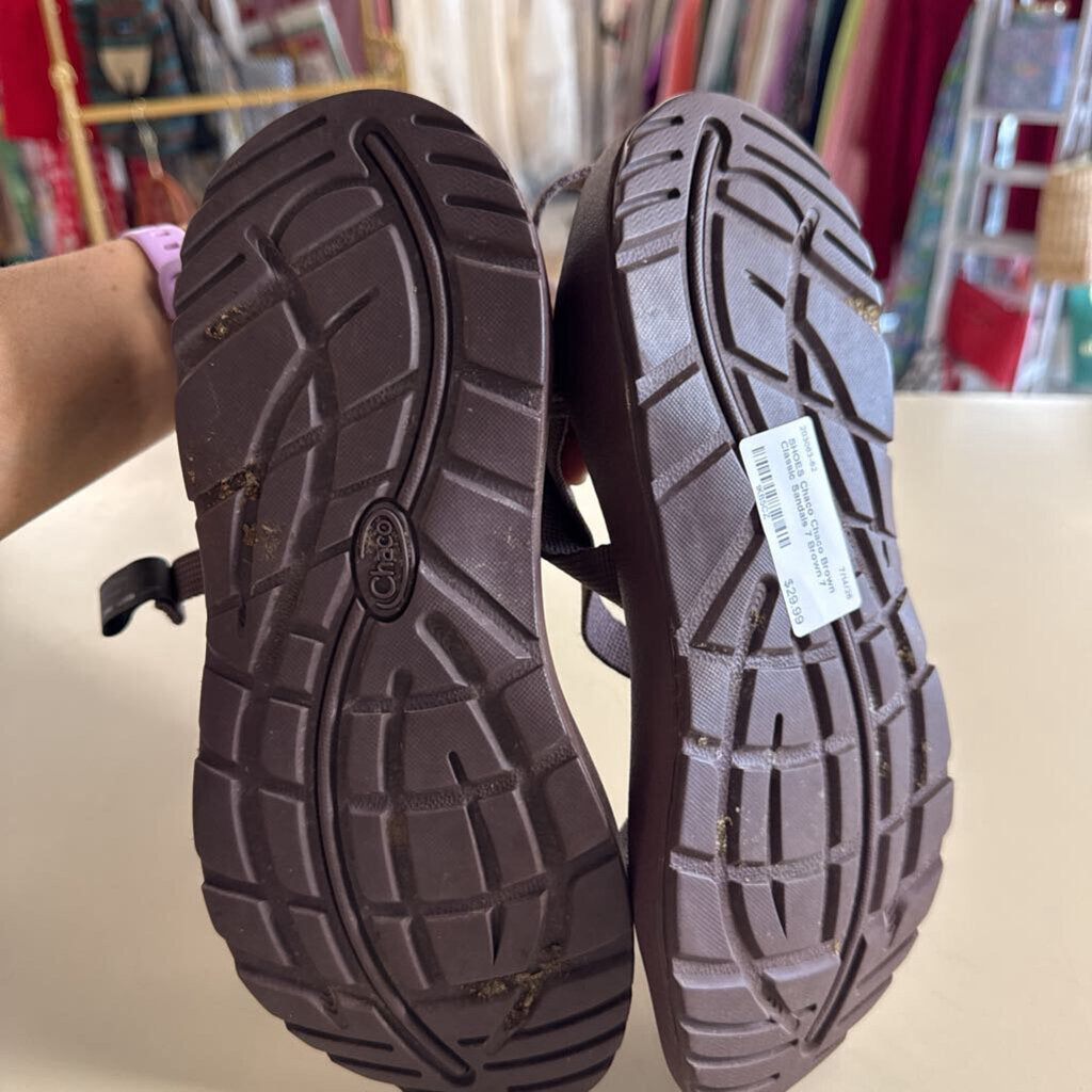Chaco Brown Classic Sandals 7