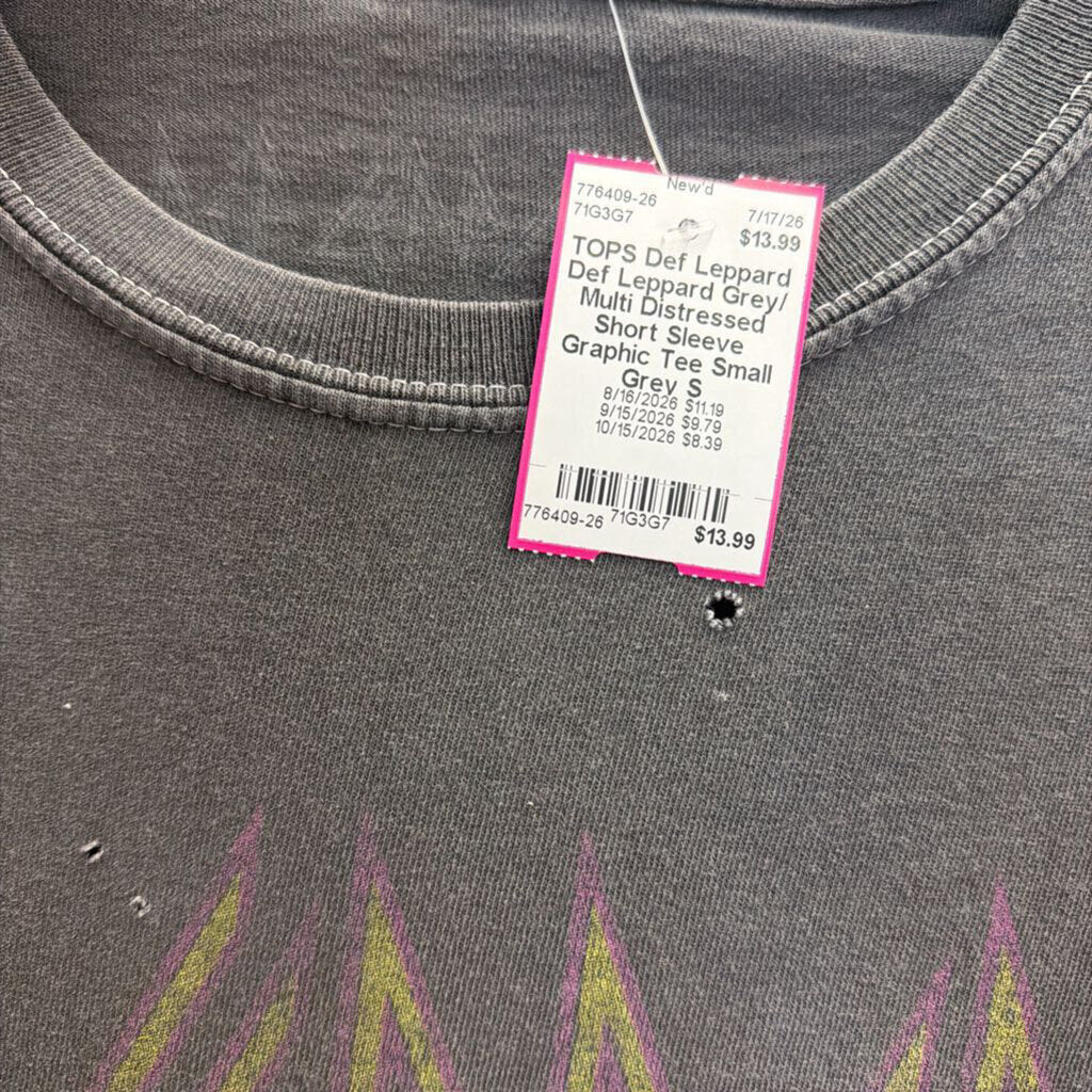 Def Leppard Grey/ Multi Distressed Short Sleeve Graphic Tee Small