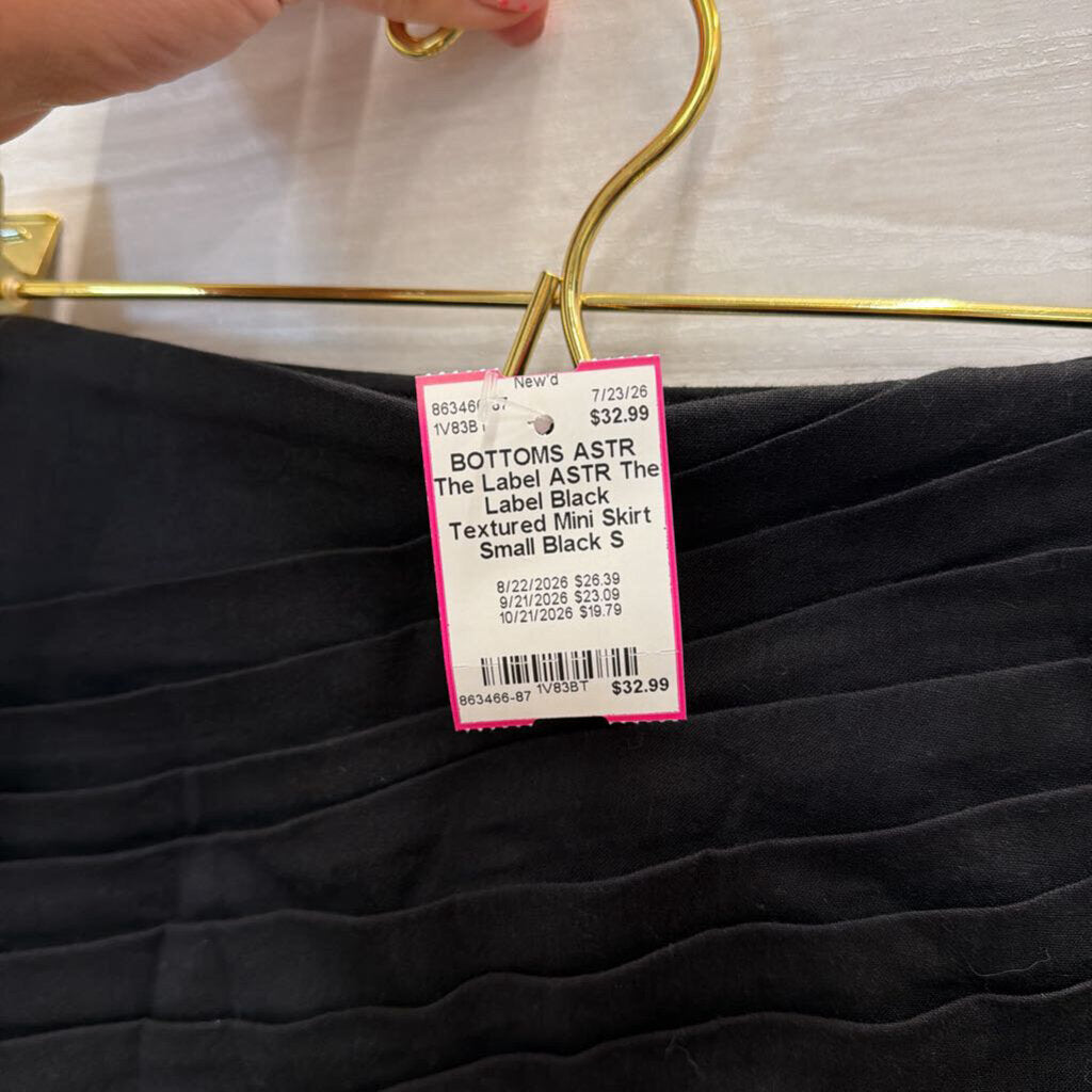 ASTR The Label Black Textured Mini Skirt Small