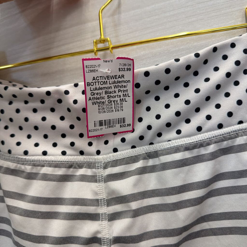 Lululemon White/ Grey/ Black Print Athletic Shorts M/L