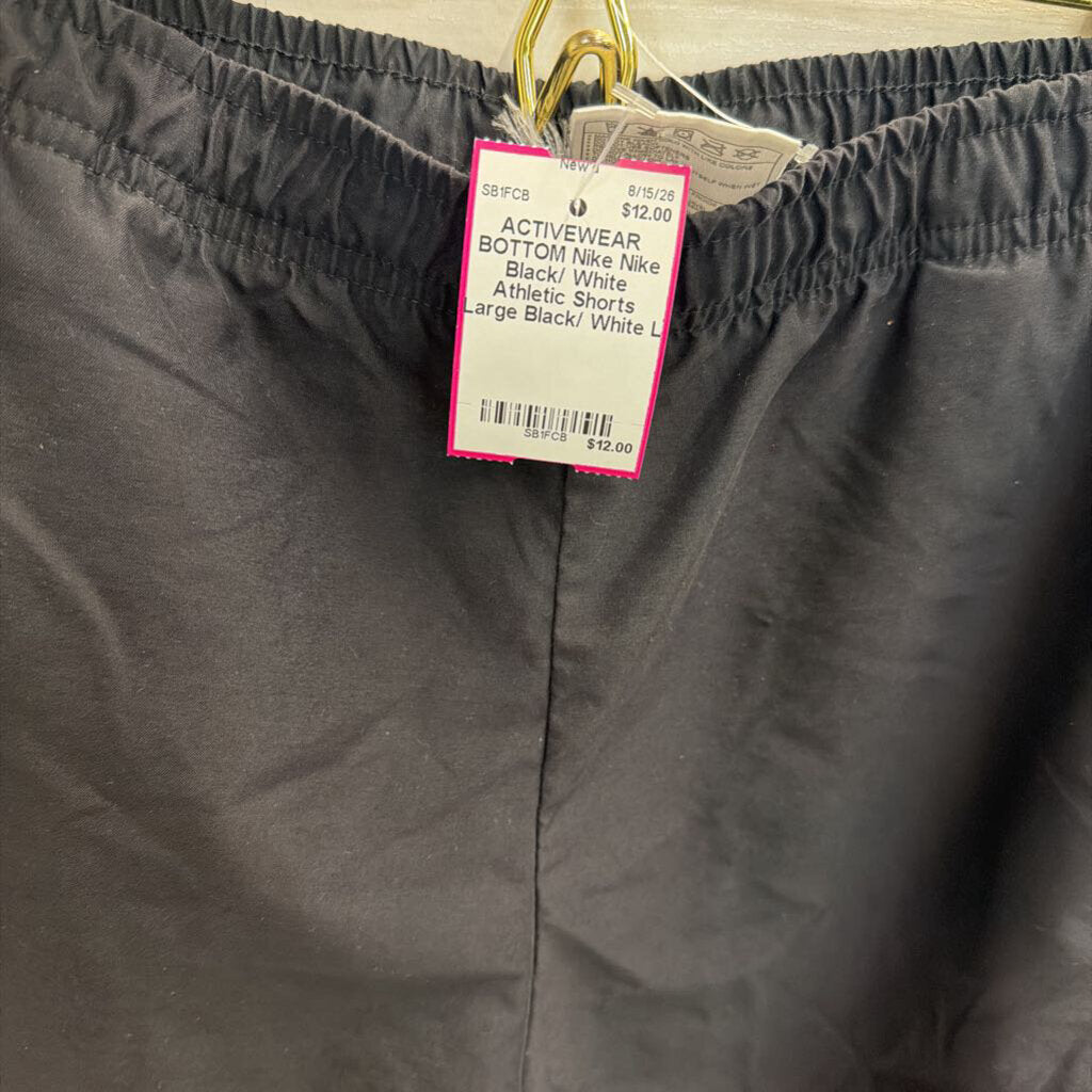 Nike Black/ White Athletic Shorts Large