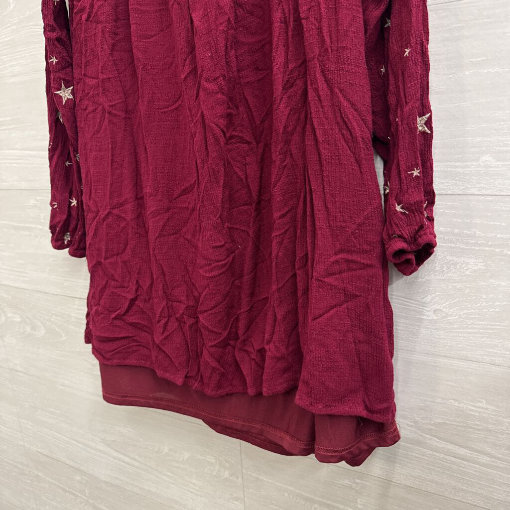 Entro Burgundy/ Gold Embroidered Star Long Sleeve Top Small