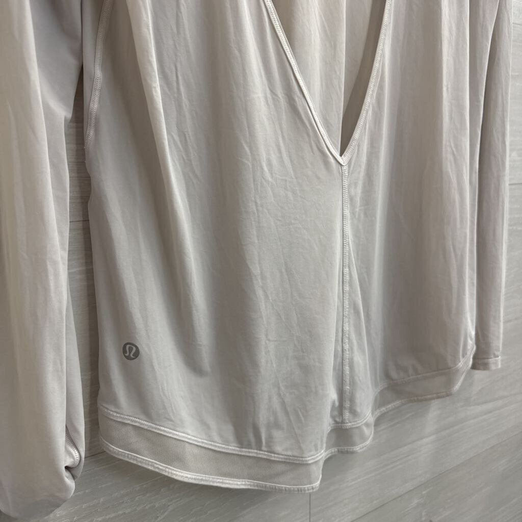 Lululemon White Long Sleeve Athletic Top Medium