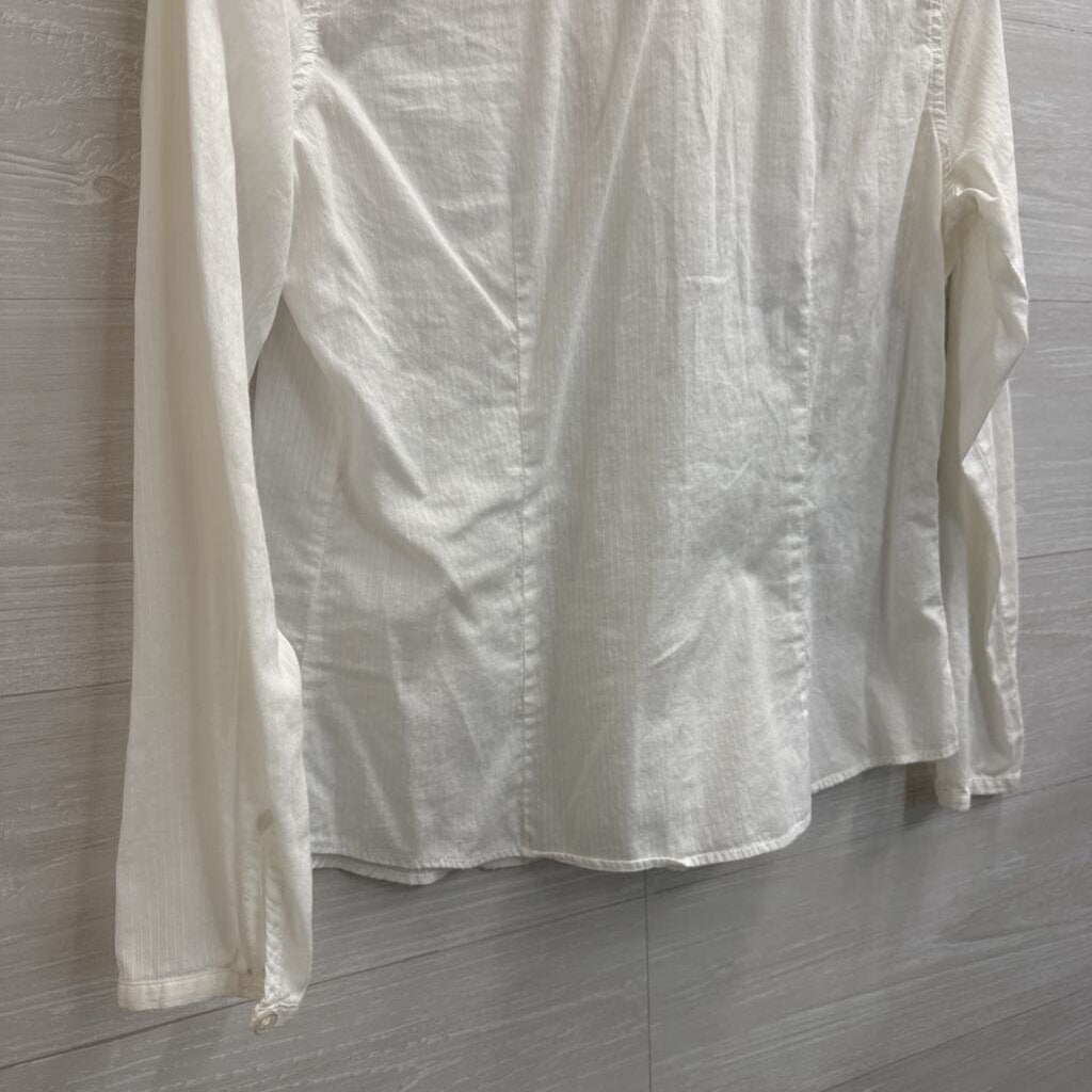Eddie Bauer White Long Sleeve Button Front Top Medium