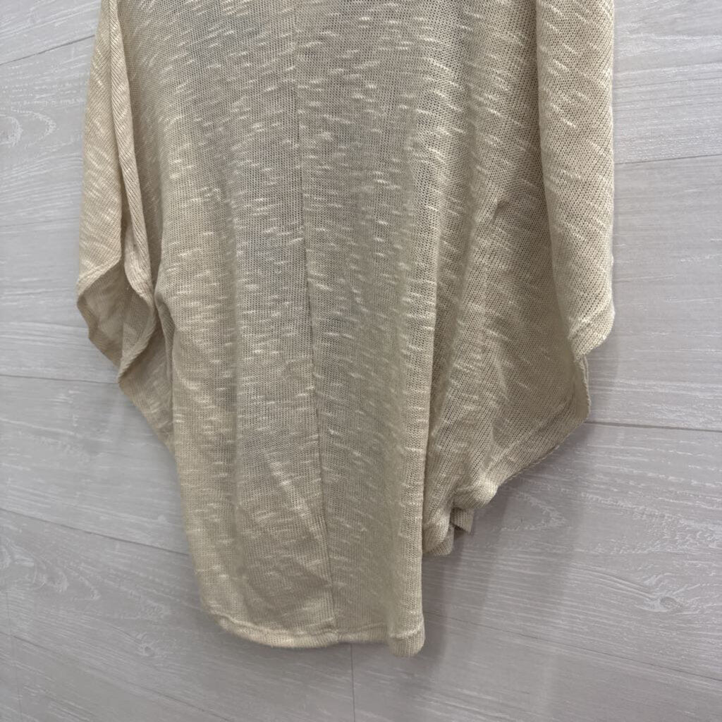 Alya Beige/ Blue Embroidered Knit Short Sleeve Top Small