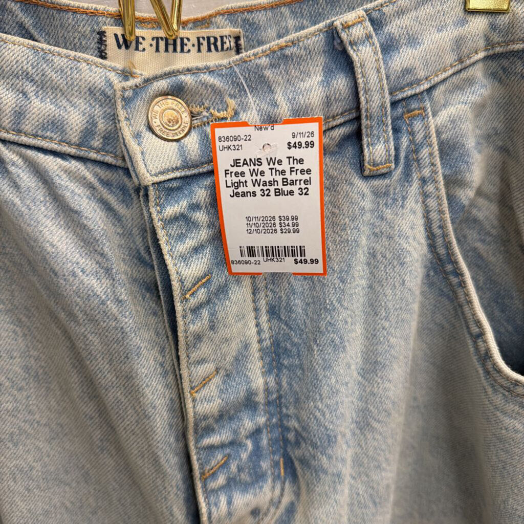We The Free Light Wash Barrel Jeans 32