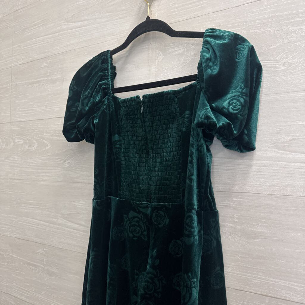 Francescas Green Velvet Print Short Puff Sleeve Dress Medium