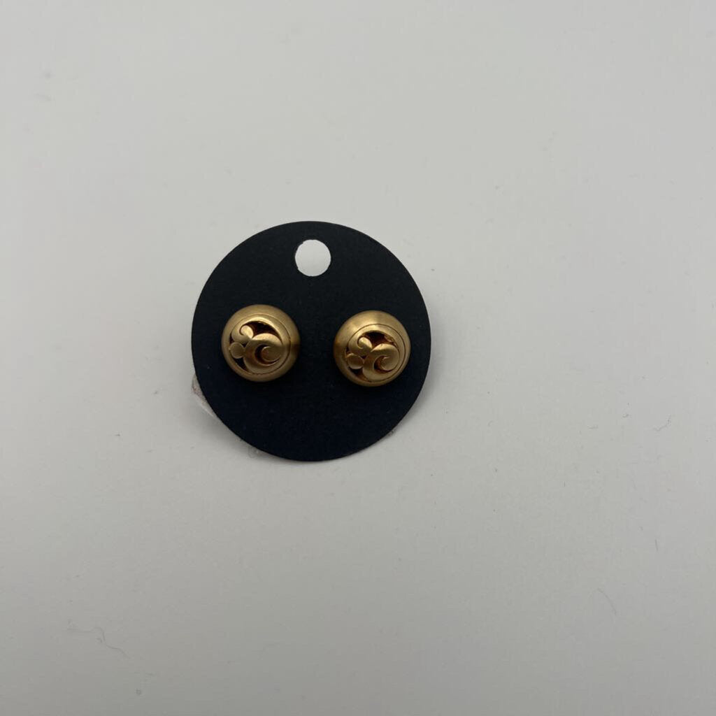 Gold Swirl Stud Earrings