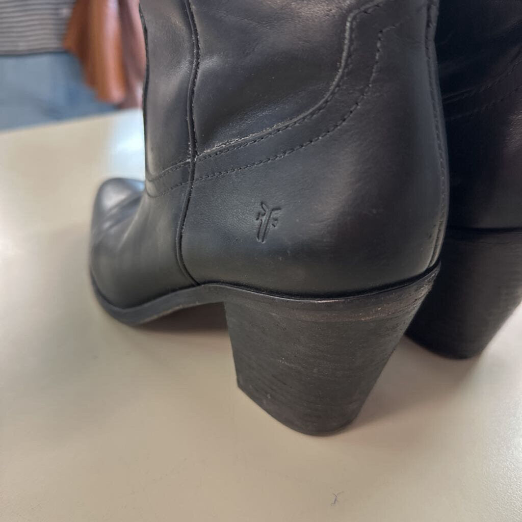 Frye Black Leather Western Silhouette Tall Boots 8