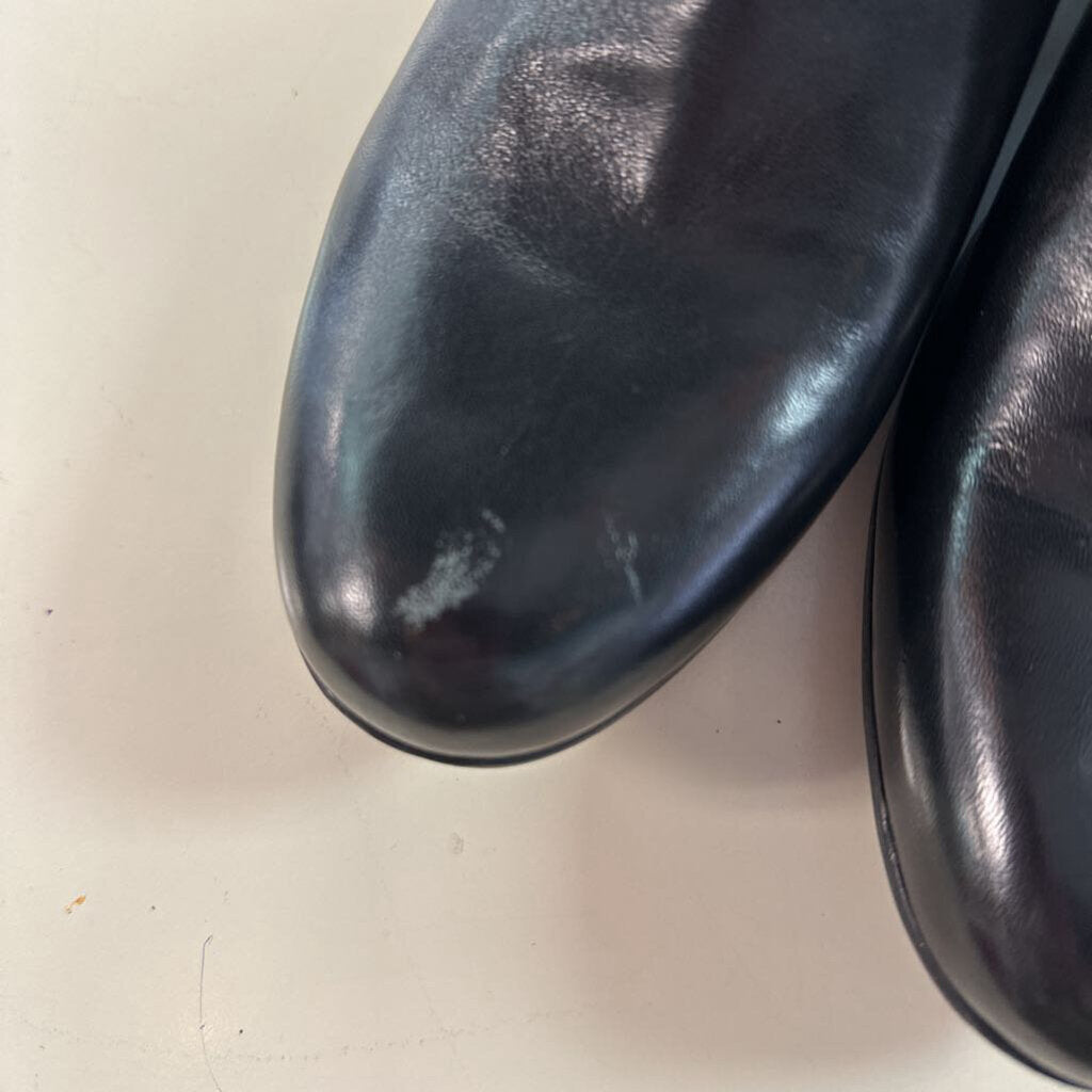 Trotters Black Leather Major Booties 11