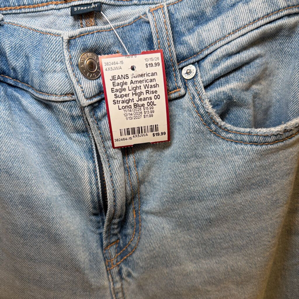 American Eagle Light Wash Super High Rise Straight Jeans 00 Long