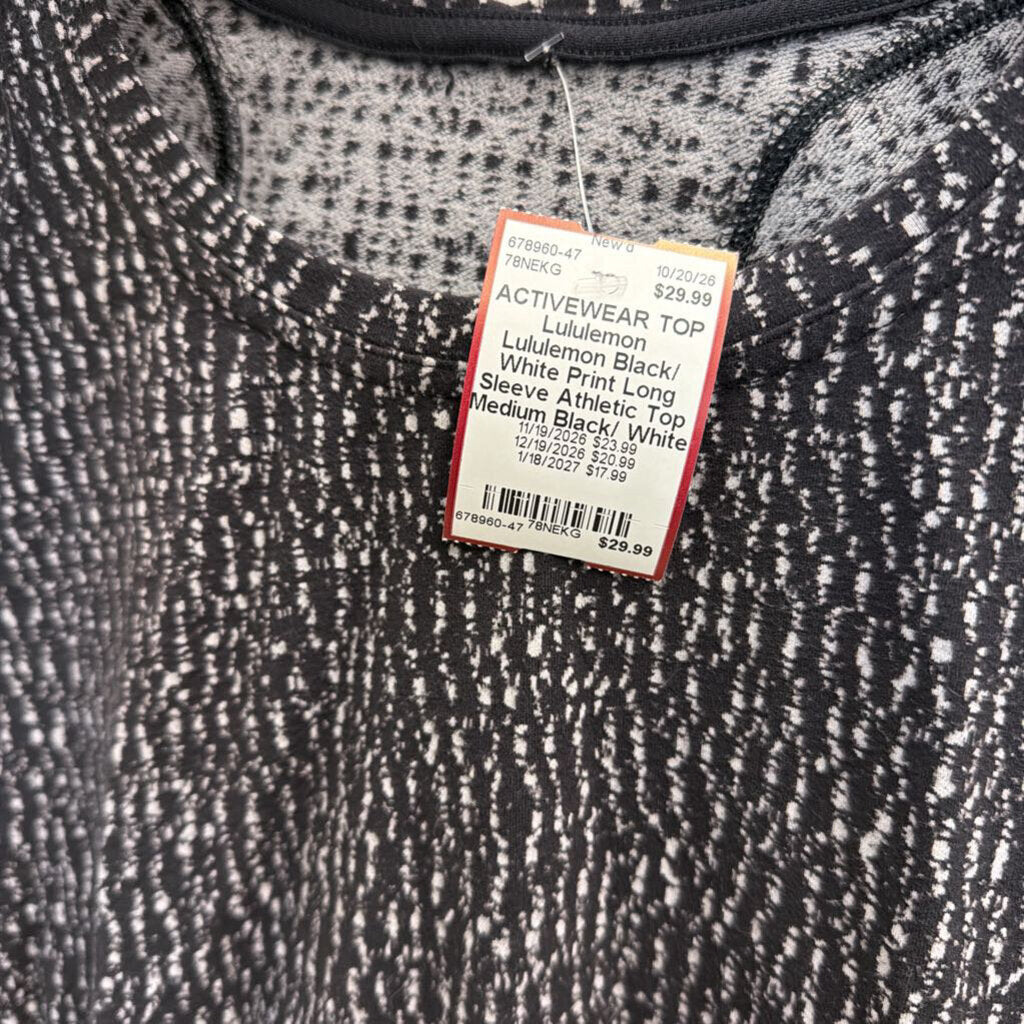 Lululemon Black/ White Print Long Sleeve Athletic Top Medium