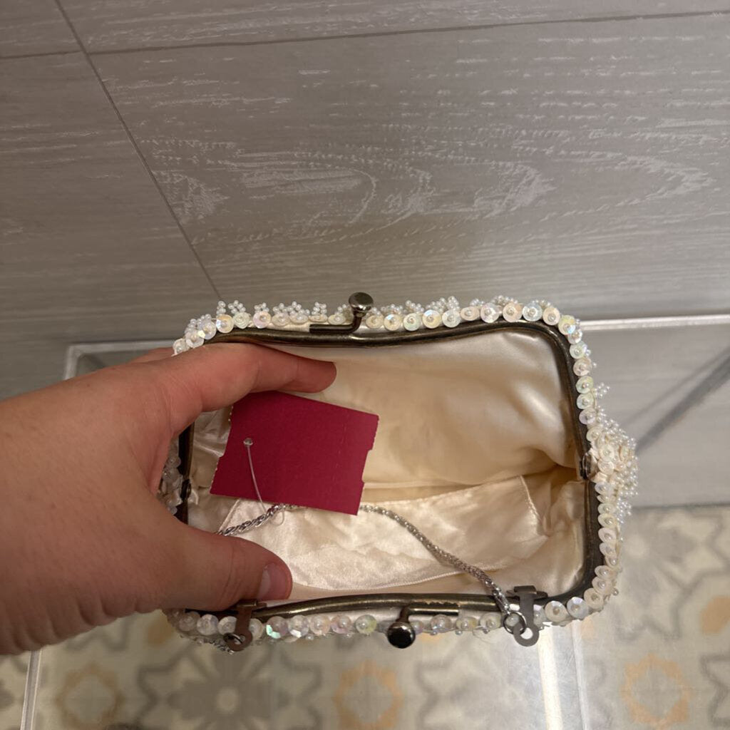 Vintage Ivory Beaded Sequin Kiss Lock Small Purse