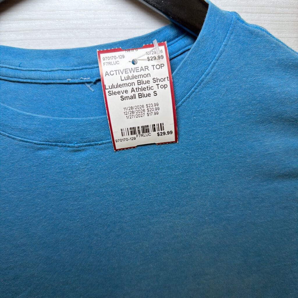 Lululemon Blue Short Sleeve Athletic Top Small