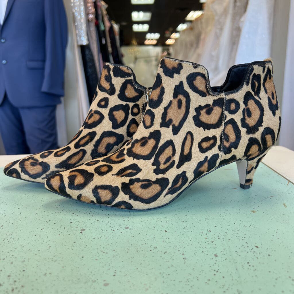 Sam Edelmon Cheetah Kitten Heel Booties 7.0