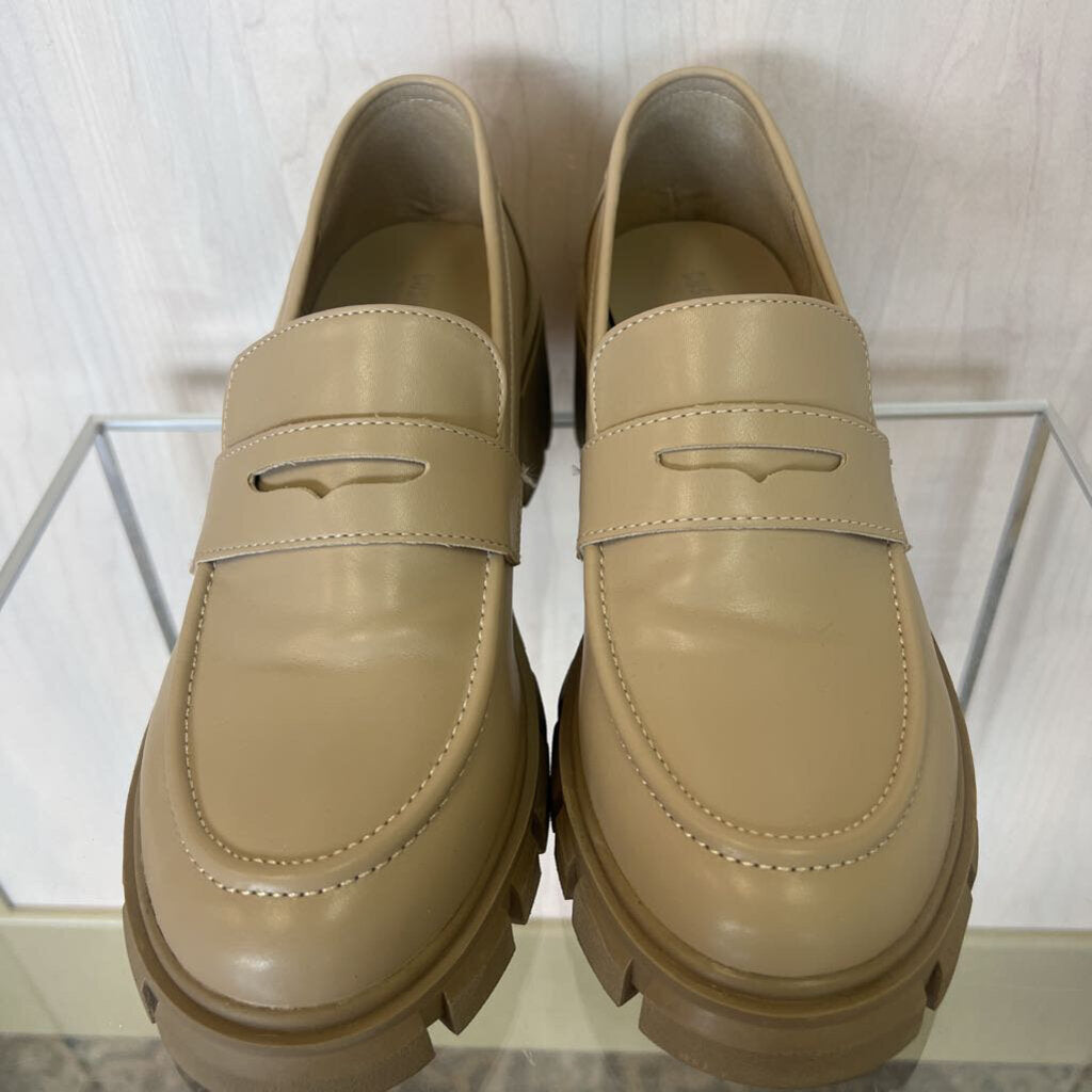 Beige Cushionaire Platform Loafers 8.5M