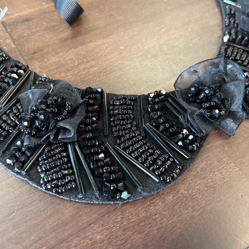 Self Tie Peter Pan Collar