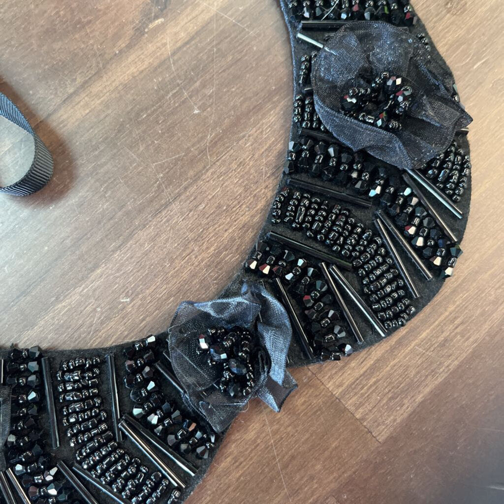 Self Tie Peter Pan Collar