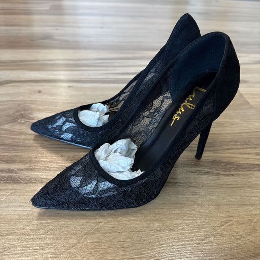 Lulus Black Lace Pumps Lacia 7.0M