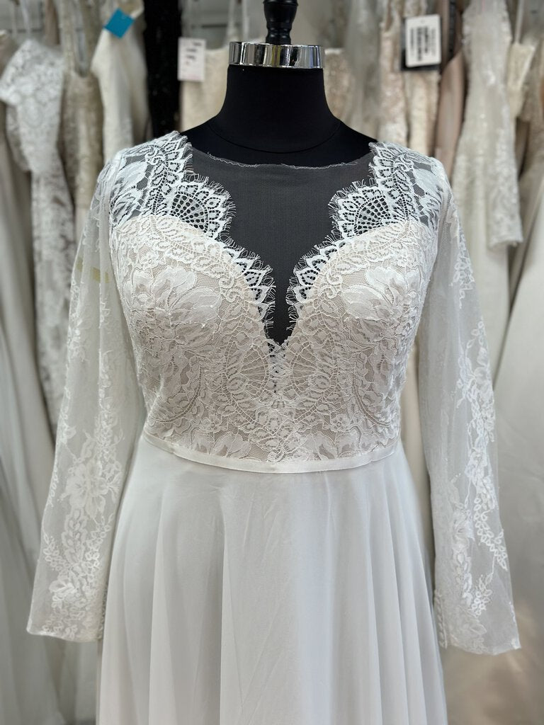 DB Studio Long Sleeve Lace Plunge Bridal Gown 24W