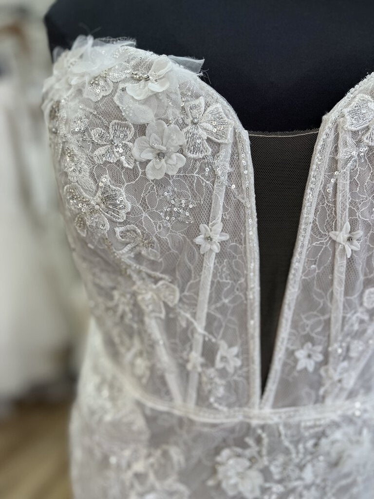 Galina Signature Corset Top 3D Lace Bridal Gown 24W