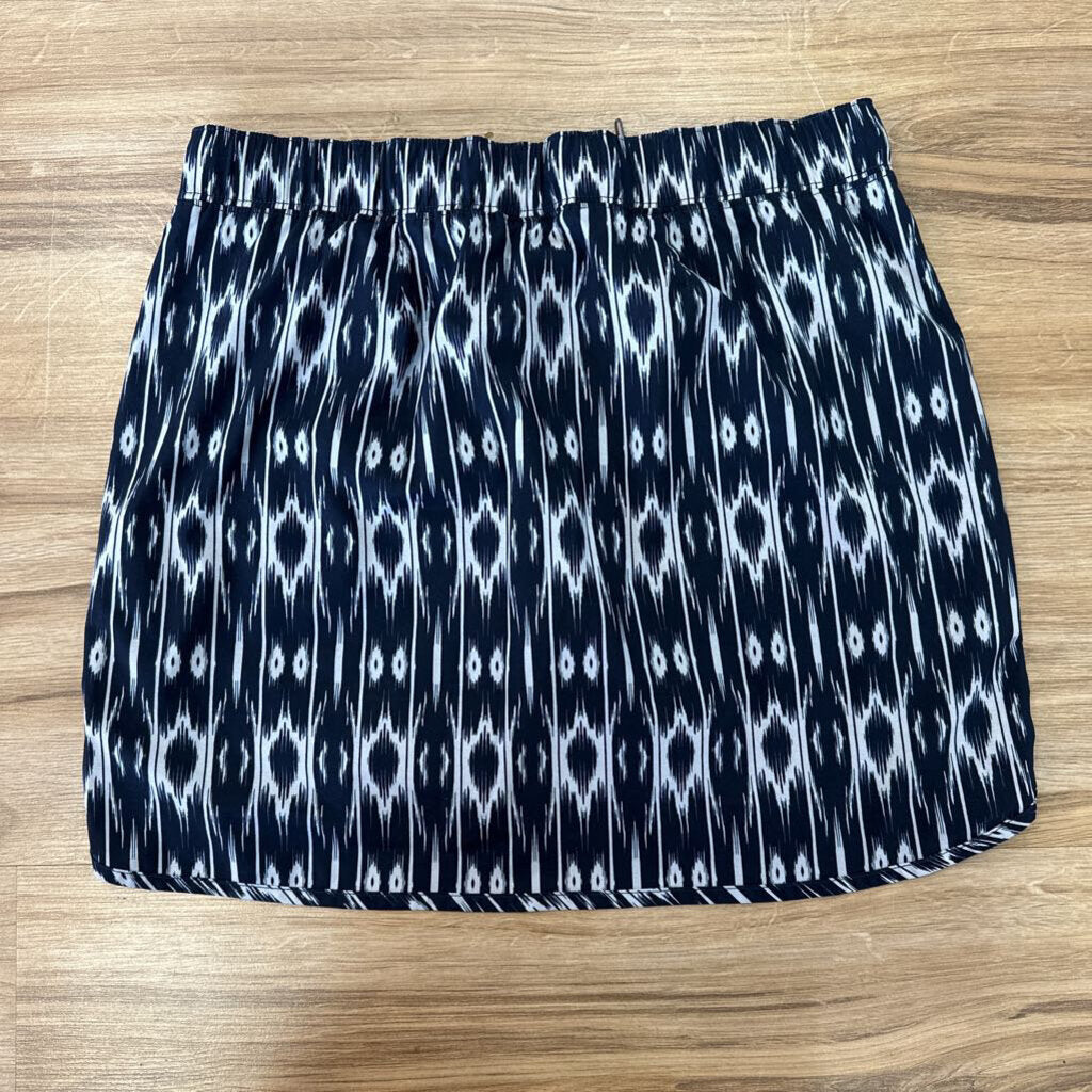 Athleta Navy/ White Print Athletic Skirt Medium