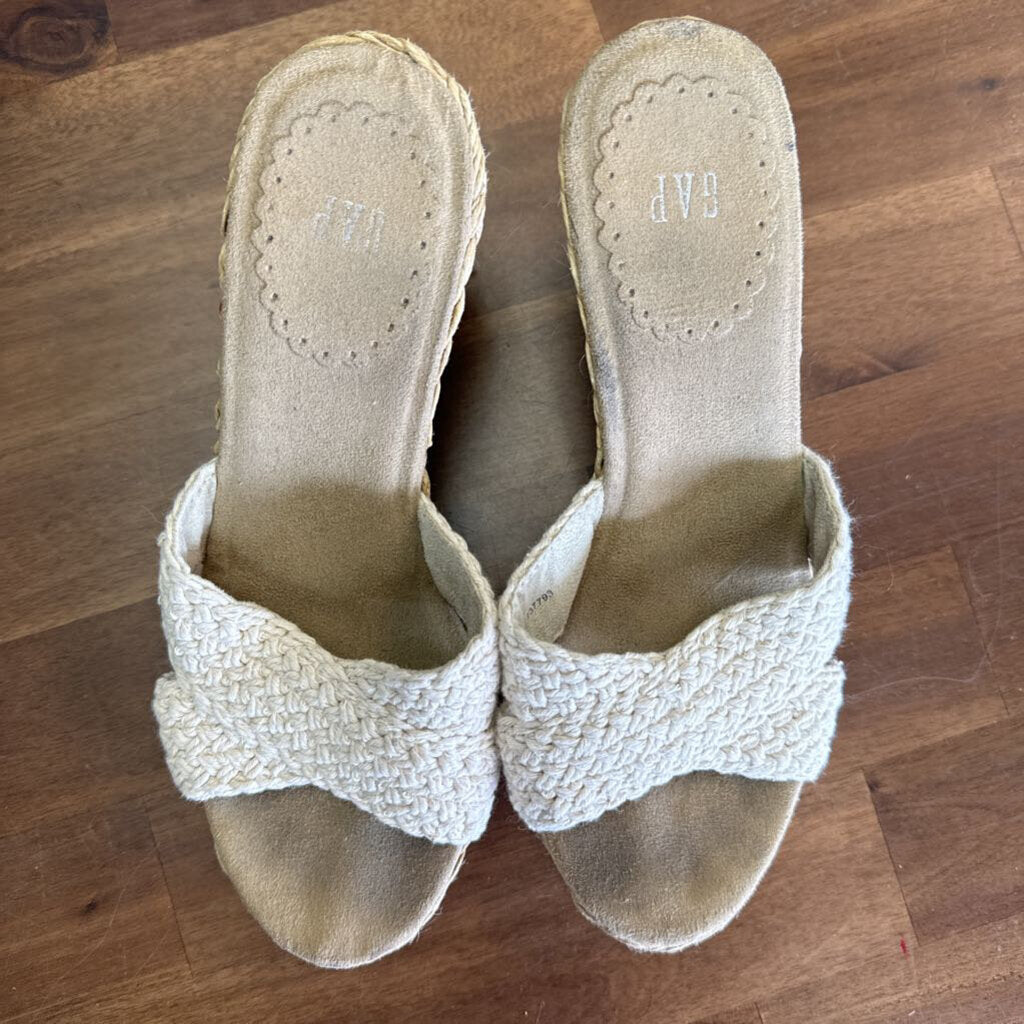 Gap Open Toe Espadrille Wedges 6.0