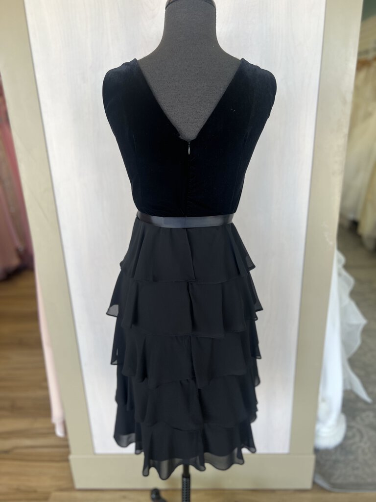 Jessica Howard Black Velvet Top Tiered Skirt Dress 14