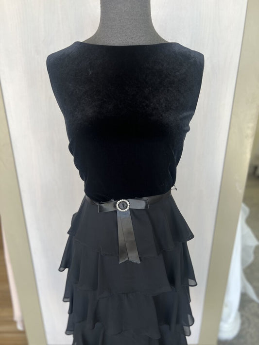 Jessica Howard Black Velvet Top Tiered Skirt Dress 14